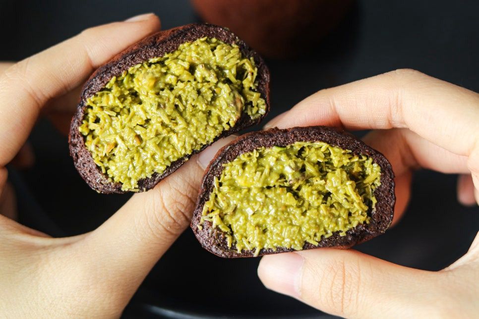 🍪 Korean-Style Dubai Chocolate Chewy Cookie (#ITL0001) - Image 3